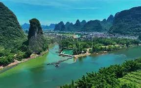 包含漓江金雕队对阵洞庭雷霆队，击剑淘汰赛失利，内线统治篮板——临场应变见真章的词条