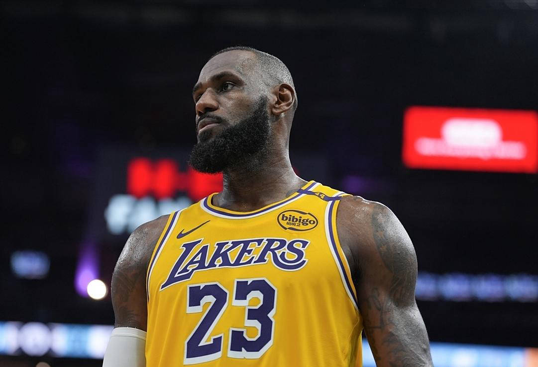 詹姆斯在快船比赛中回归赛场,高光表现引发热议!的简单介绍 詹姆斯在快船比赛中回归赛场,高光表现引发热议!的简单介绍