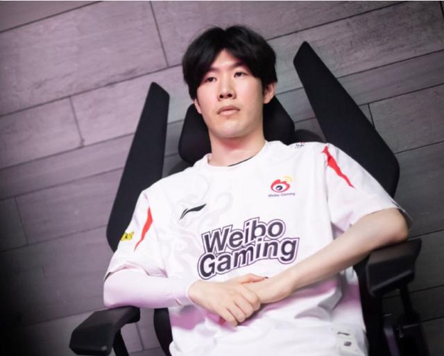 TheShy回归赛场，比分优势明显首场状态亮眼，FPX观众沸腾！的简单介绍